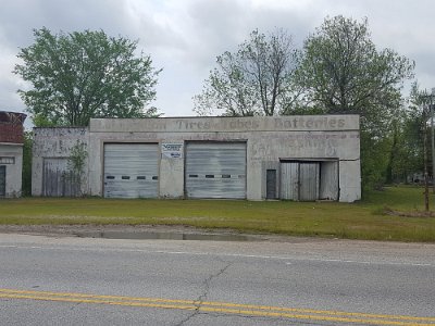 2017-05-10 Afton - old garage (8) IICSA