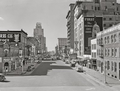 1942-11 Oklahoma City - Hotels on West Grand Avenue https://hdl.loc.gov/loc.pnp/fsa.8d09877