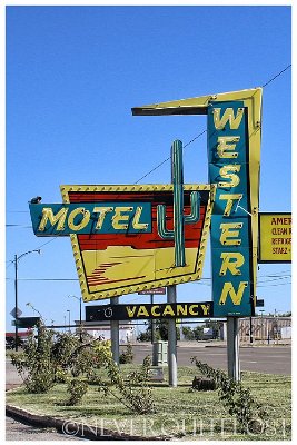 201x Sayre - Western motel (2)