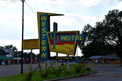 2021 Sayre - Western motel