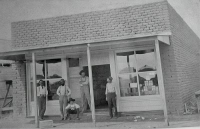 1911-05-28 Endee General store