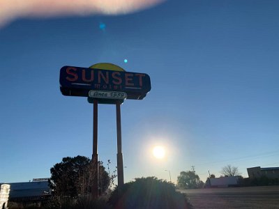 2021-10-28 Moriarty - Sunset Motel 3