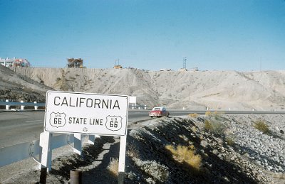 195x CA stateline by Larry Davidson